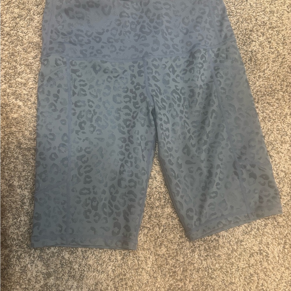 Alexo Women's gray  Leopard Print Shorts